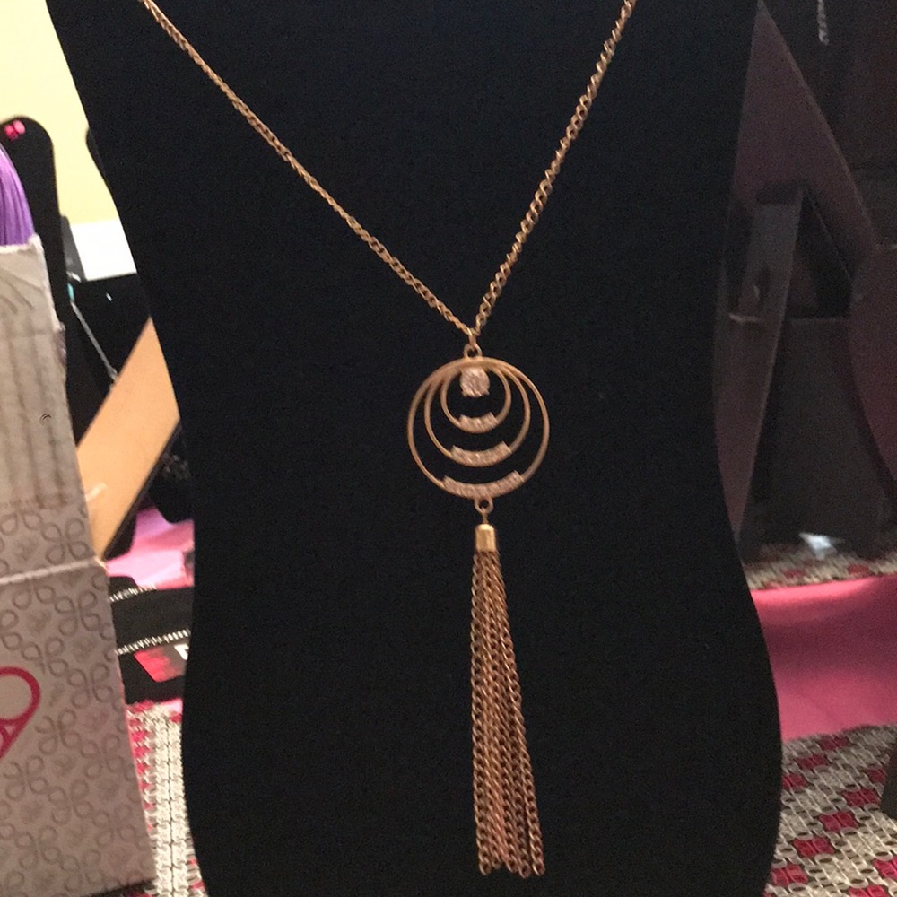 Ladies jewelry
